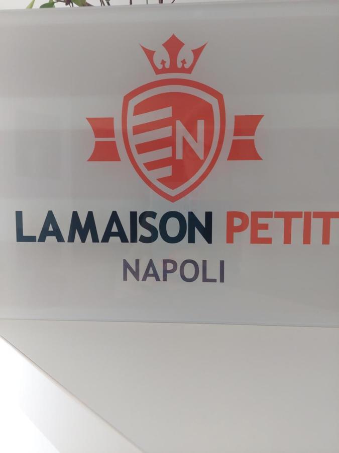 Appartament La Maison Petit Napoli Buitenkant foto